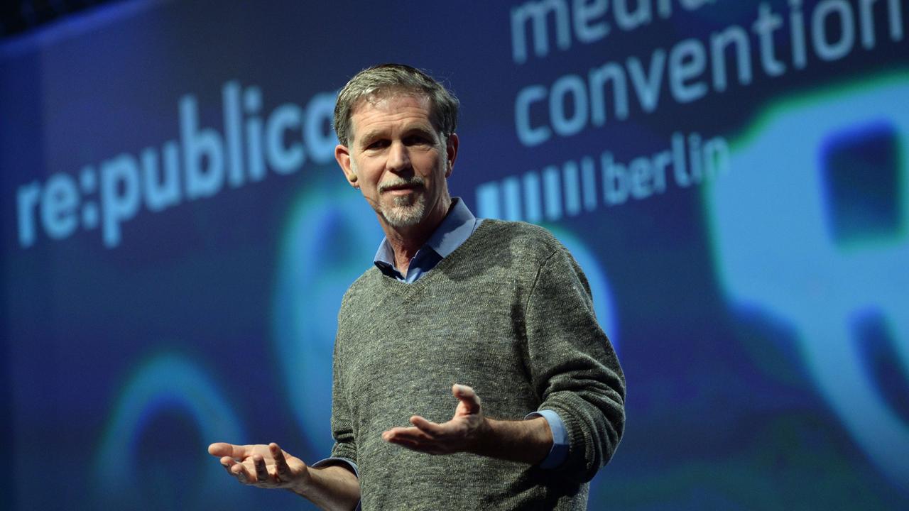 Netflix-CEO Reed Hastings spricht am 05.05.2015 bei der Internetkonferenz Re:publica in Berlin. Die Konferenzen laufen vom 05.05.2015 bis 07.05.2015 unter dem Motto "Finding Europe". Netflix-CEO Reed Hastings spricht am 05.05.2015 bei der Internetkonferenz Re:publica in Berlin. Die Konferenzen laufen vom 05.05.2015 bis 07.05.2015 unter dem Motto "Finding Europe".