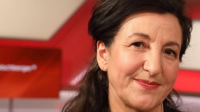 Die Soziologin Necla Kelek zu Gast in der ARD-Talkshow "Maischberger" Die Soziologin Necla Kelek zu Gast in der ARD-Talkshow "Maischberger"