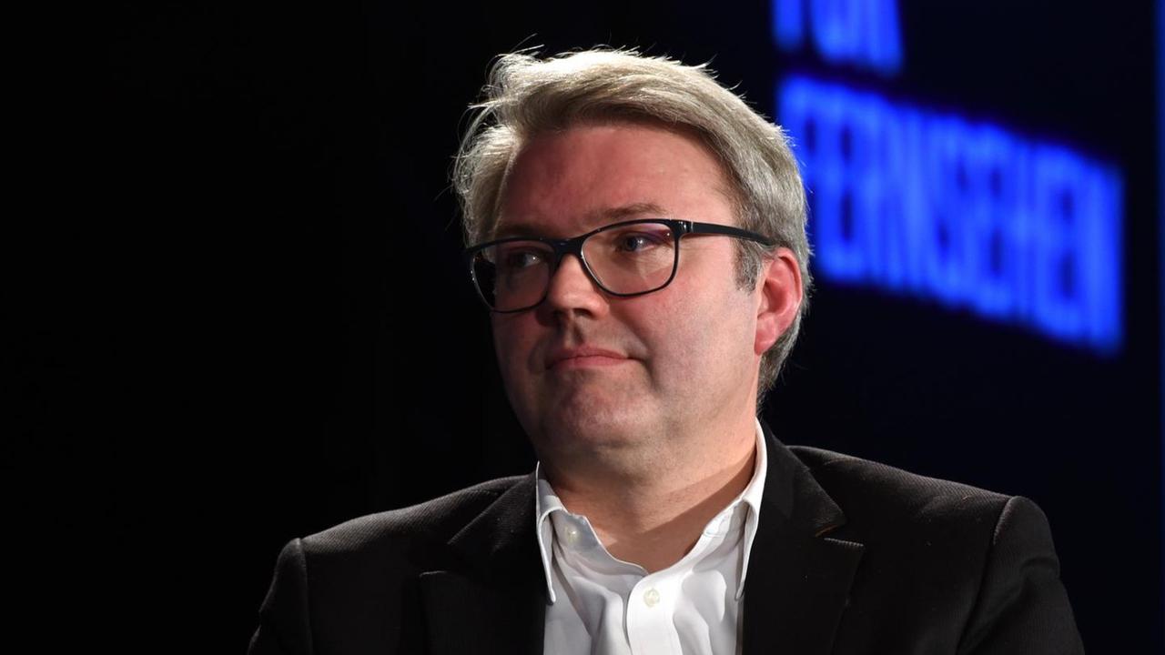 Marc Jan Eumann: Die Debatte um seine Wahl an die Spitze der Landesmedienanstalt dauert an. Marc Jan Eumann: Die Debatte um seine Wahl an die Spitze der Landesmedienanstalt dauert an.