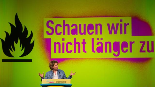 FDP-Generalsekretärin Nicola Beer spricht am 29.04.2017 beim FDP-Bundesparteitag in Berlin. Auf der Tagesordnung stehen unter anderem Beratung des Wahlprogramms und weitere Wahlen zum Parteivorstand.