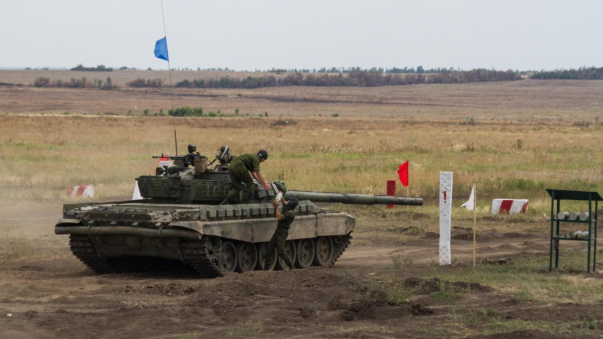 Militärmanöver in der ukrainischen Region Donezk im August 2020 Militärmanöver in der ukrainischen Region Donezk im August 2020