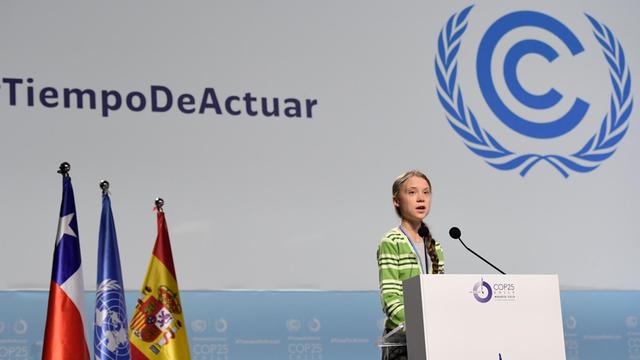 Die schwedische Klimaaktivistin Greta Thunberg hält eine Rede auf dem UN-Klimagipfel COP25 in Madrid