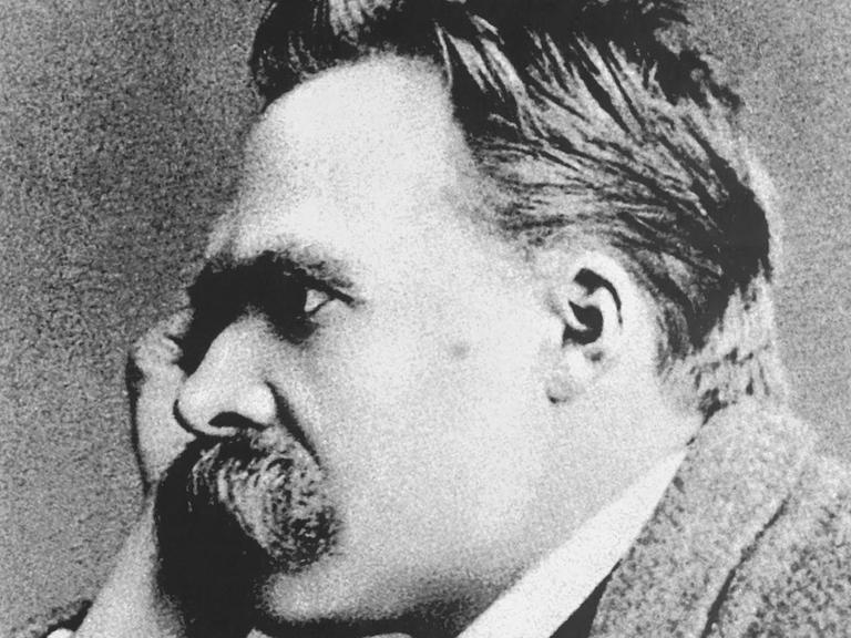 Friedrich Nietzsche auf der Repro eines undatierten Plakates. Friedrich Nietzsche auf der Repro eines undatierten Plakates.