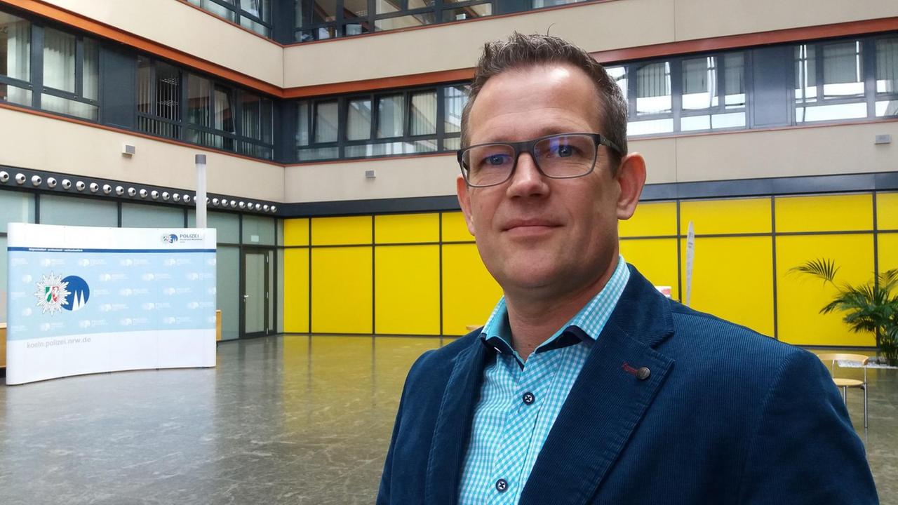 Kriminalhauptkommissar Wolfgang Baldes, Sprecher der Kölner Polizei. Kriminalhauptkommissar Wolfgang Baldes, Sprecher der Kölner Polizei.