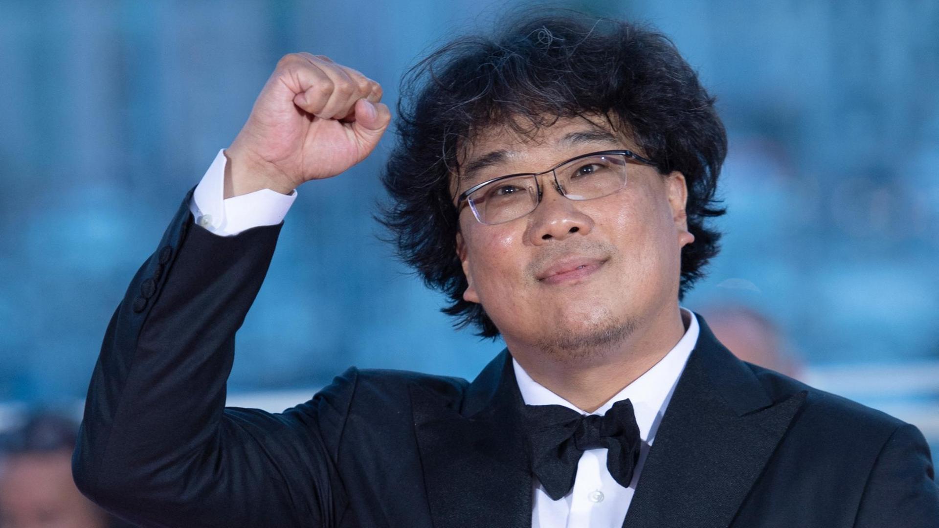 Der südkoreanische Regisseur Bong Joon-Ho hat mit seinem Film "Parasite" die Goldene Palme beim 72. Festival von Cannes gewonnen. Der südkoreanische Regisseur Bong Joon-Ho hat mit seinem Film "Parasite" die Goldene Palme beim 72. Festival von Cannes gewonnen.