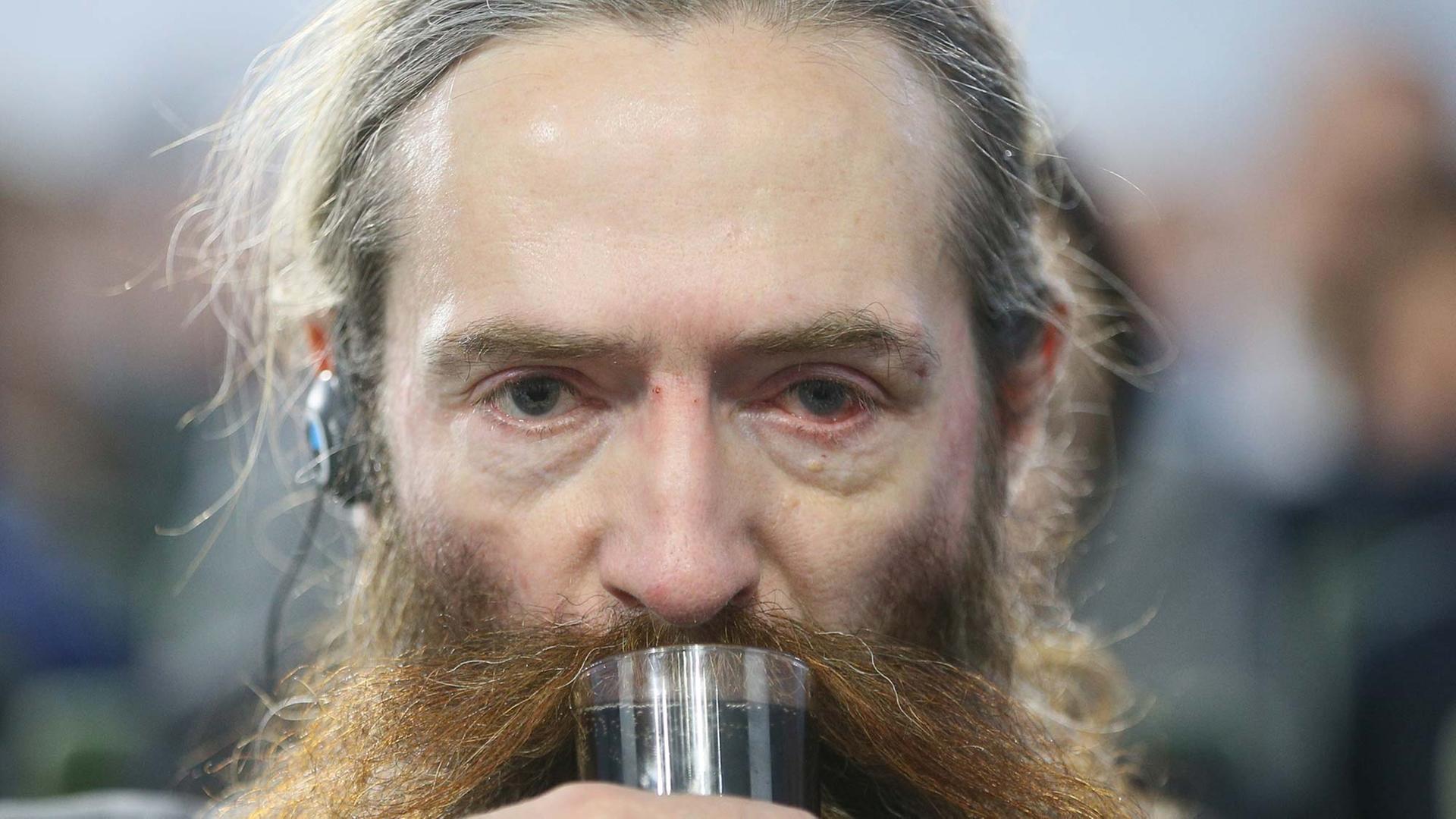 Der britische Gerontologe Aubrey de Grey, wissenschaftlicher Direktor der SENS Research Foundation in Kalifornien, zu Gast in Moskau beim Gaidar Forum 2016 "Russia and the World: Looking to the Future". Der britische Gerontologe Aubrey de Grey, wissenschaftlicher Direktor der SENS Research Foundation in Kalifornien, zu Gast in Moskau beim Gaidar Forum 2016 "Russia and the World: Looking to the Future".