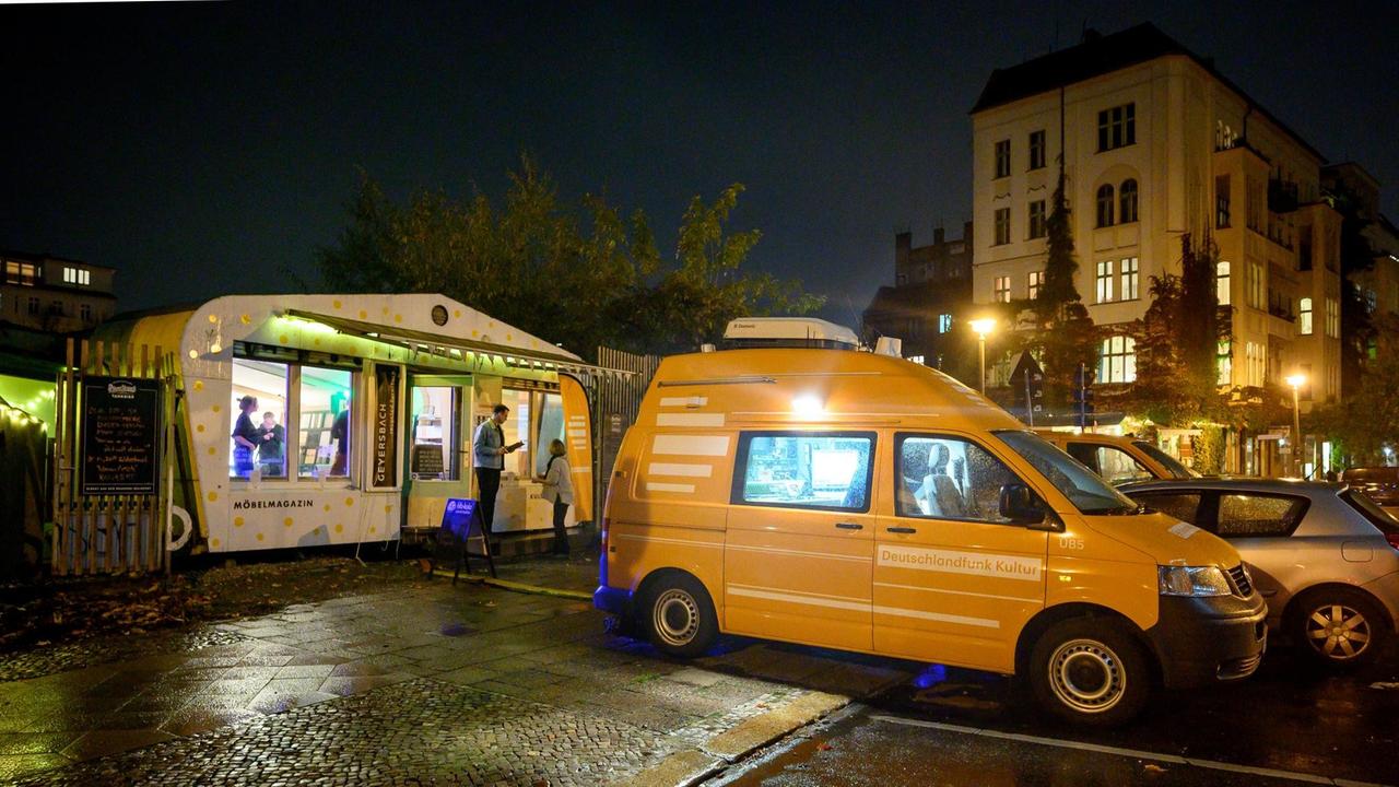 01.11.2019, Berlin, Germany, Lakonisch Elegant - Der Kulturpodcast. 01.11.2019, Berlin, Germany, Lakonisch Elegant - Der Kulturpodcast.