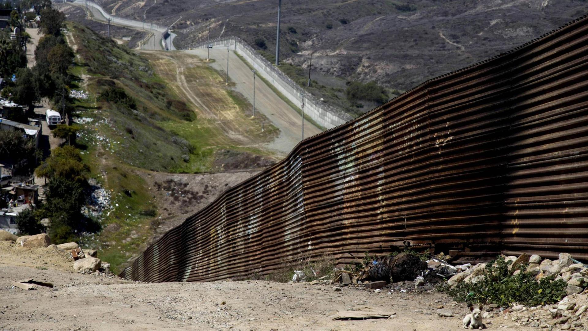 Die Grenze zwischen Mexiko und den USA bei Tijuana