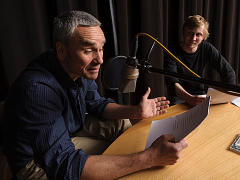 Aufnahmen zum Hörspiel "Oh ist das Morrissey" mit Ingo Hülsmann und Benjamin Kramme (v.lks.) Aufnahmen zum Hörspiel "Oh ist das Morrissey" mit Ingo Hülsmann und Benjamin Kramme (v.lks.)