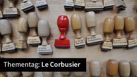 Handgemischt und handgestempelt - die Farben der Schweizer Manufaktur KT Color. LC steht für Le Corbusier, ist aber Vergangenheit - nach einem Lizenzstreit darf die Firma den Namen Le Corbusier nicht mehr verwenden.