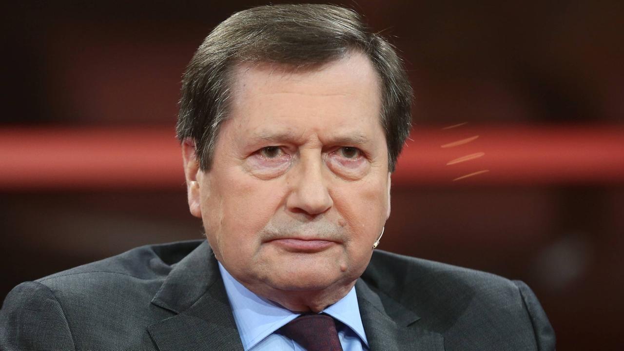 Wladimir Michailowitsch Grinin (Botschafter der Russischen Föderation in der Bundesrepublik Deutschland) in der ARD-Talkshow GÜNTHER JAUCH am 15.02.2015 in Berlin Thema der Sendung: Merkels Mission - Wie groß ist die Hoffnung auf Frieden? Wladimir Michailowitsch Grinin (Botschafter der Russischen Föderation in der Bundesrepublik Deutschland) in der ARD-Talkshow GÜNTHER JAUCH am 15.02.2015 in Berlin Thema der Sendung: Merkels Mission - Wie groß ist die Hoffnung auf Frieden?
