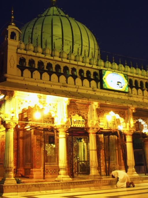 Der Hazrat Inayat Khan Schrein in Neu Delhi, Indien.