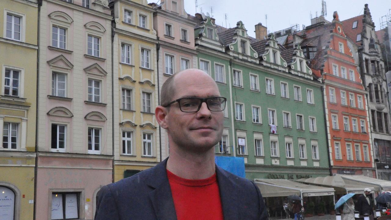 Deutschlandradio Kultur-Redakteur Korbinian Frenzel befragt unsere Gäste in Breslau Deutschlandradio Kultur-Redakteur Korbinian Frenzel befragt unsere Gäste in Breslau