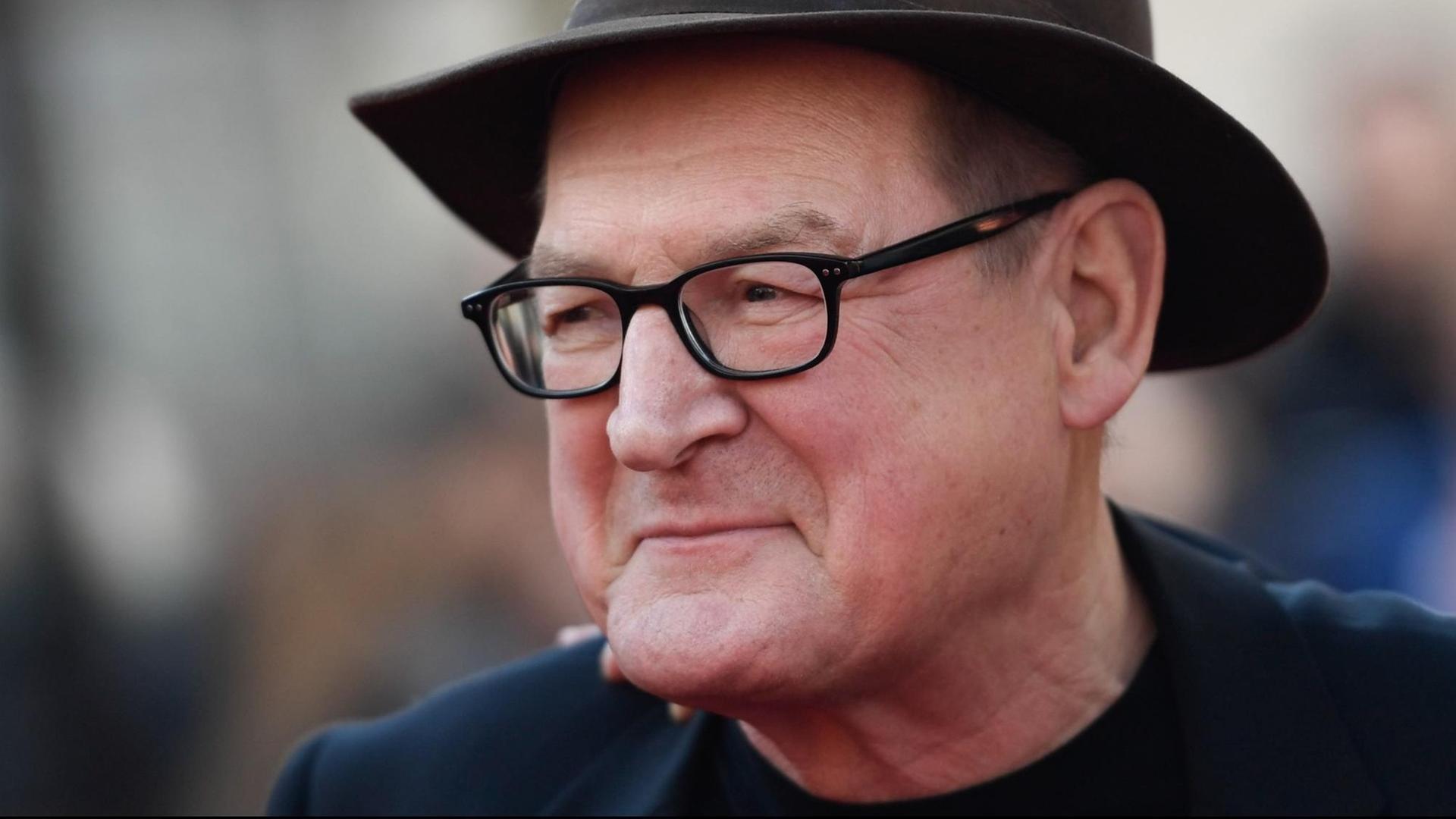 Burghart Klaußner bei der Premiere von "Brecht". Burghart Klaußner bei der Premiere von "Brecht".