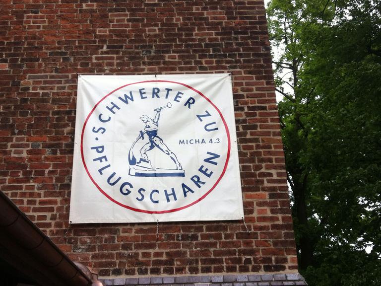 Schwerter zu Pflugscharen