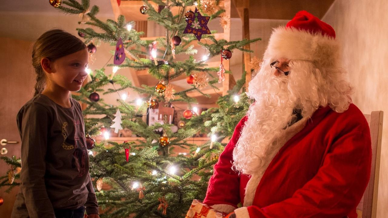 Bekommt der Weihnachtsmann Geld auf Kredit? Bekommt der Weihnachtsmann Geld auf Kredit?