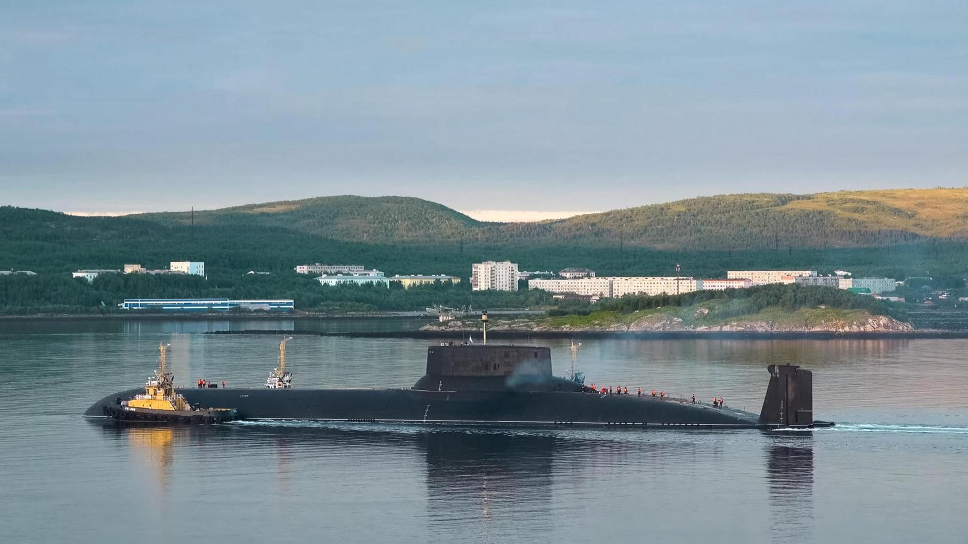 Russisches Atom-U-Boot Dmitry Donskoy Russisches Atom-U-Boot Dmitry Donskoy