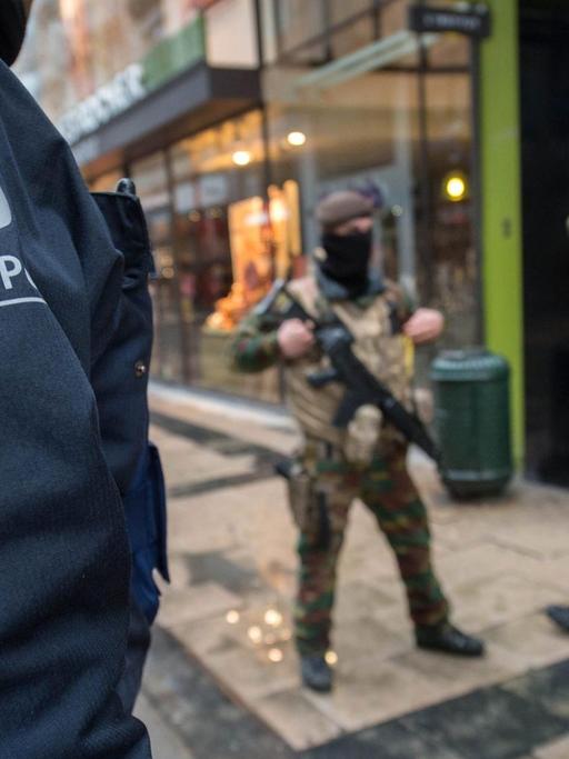 Terror in Brüssel - die Stadt wird zu einer militärischen Zone