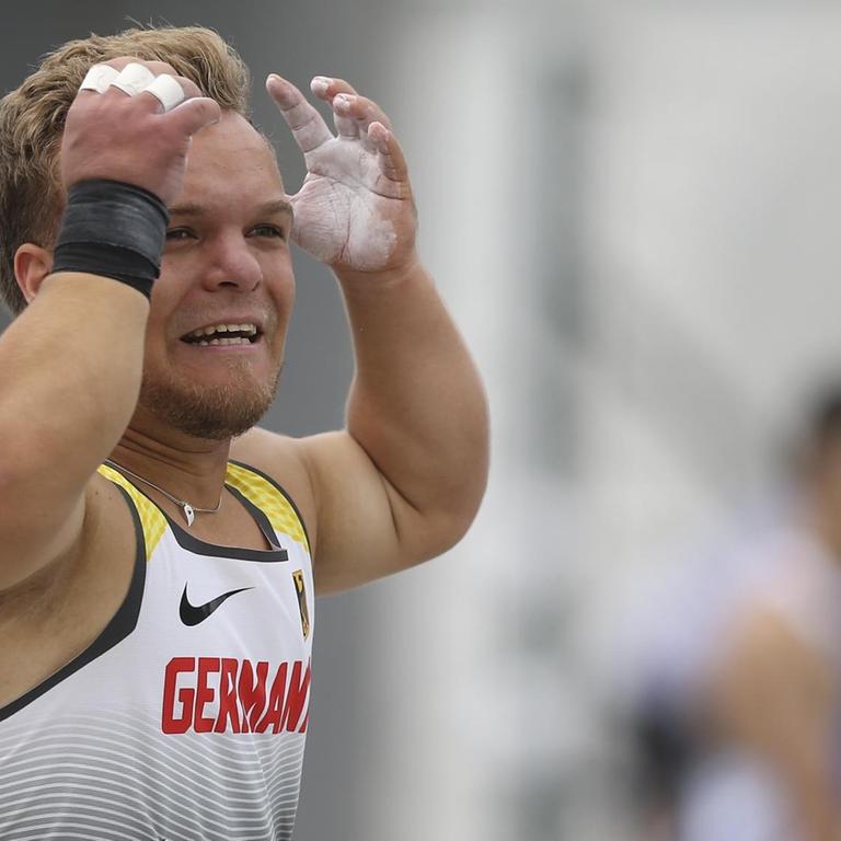 Kugelstoßer Niko Kappel freut sich über seine Leistung bei der Para-Weltmeisterschaft in Dubai