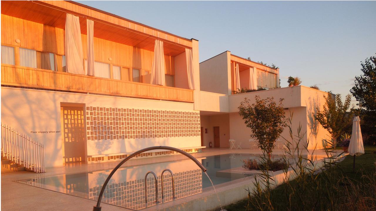 Hotel Granica, Roma, Kosovo, Andreas Wormser Hotel Granica, Roma, Kosovo, Andreas Wormser