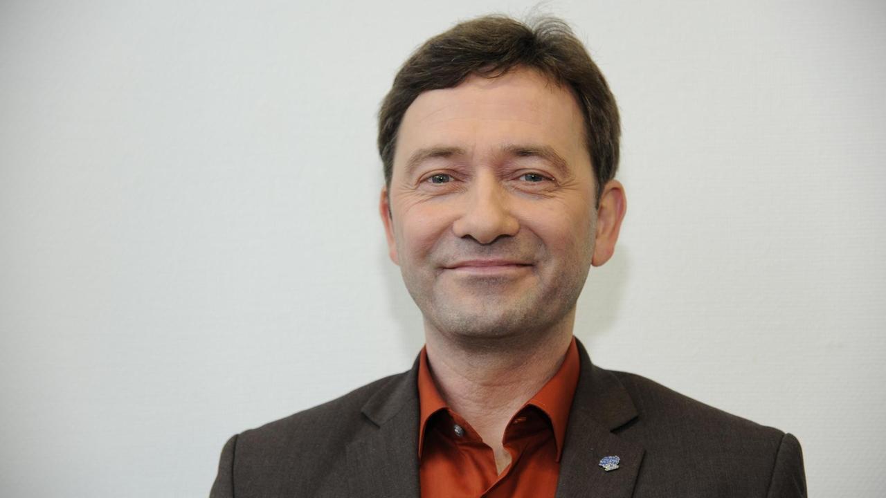 Der Unternehmensberater Volker Baisch, Geschäftsführer Väter gGmbH Der Unternehmensberater Volker Baisch, Geschäftsführer Väter gGmbH