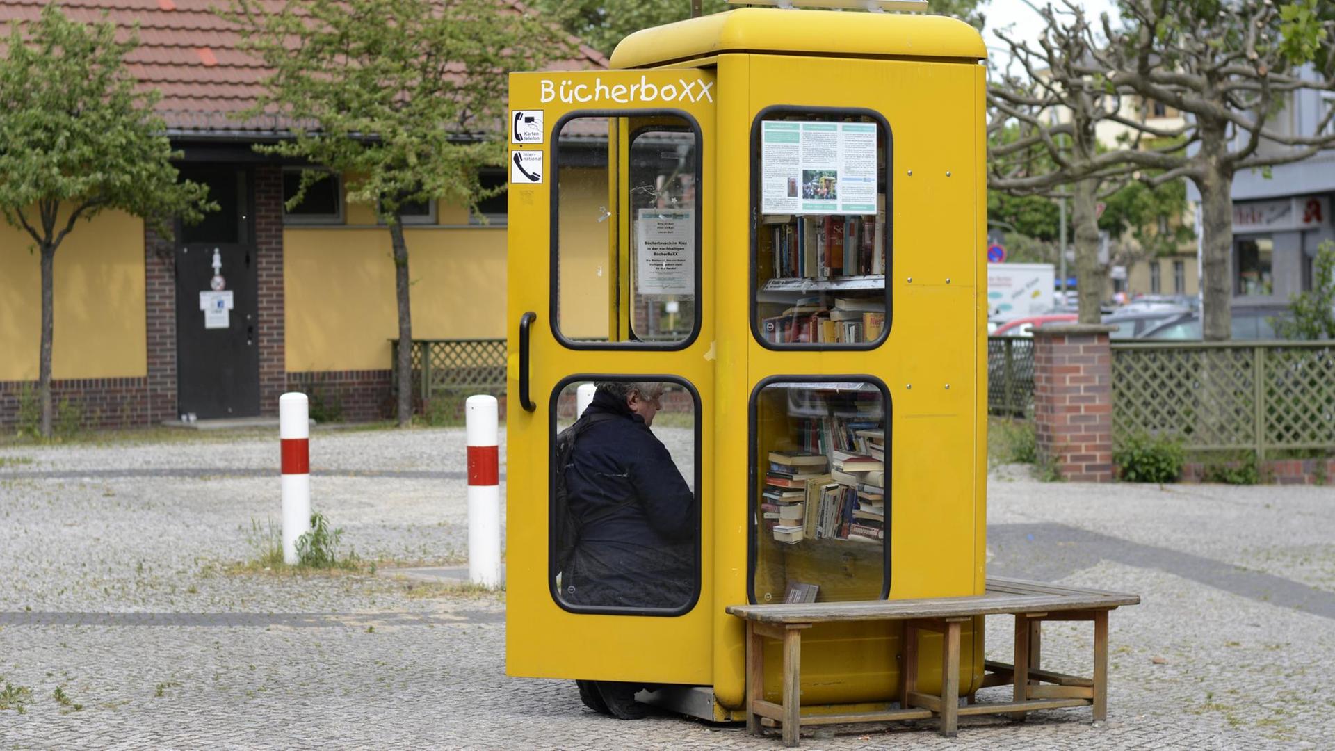 BücherboXX in Charlottenburg-Nord in Berlin BücherboXX in Charlottenburg-Nord in Berlin