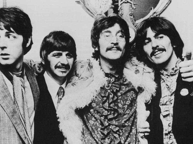 Ein Foto von der Popgruppe "Beatles" um 1970.