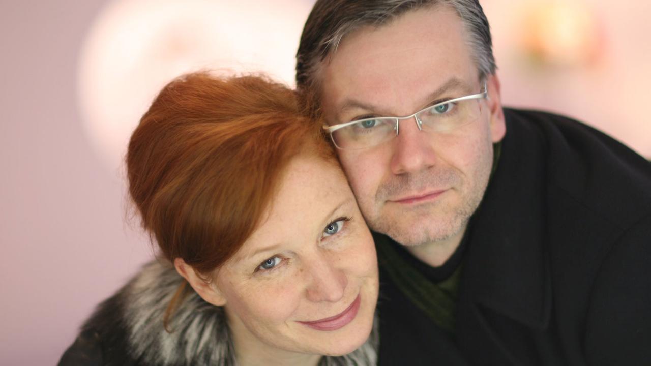 Schriftsteller-Ehepaar Eva Sichelschmidt und Durs Grünbein Schriftsteller-Ehepaar Eva Sichelschmidt und Durs Grünbein
