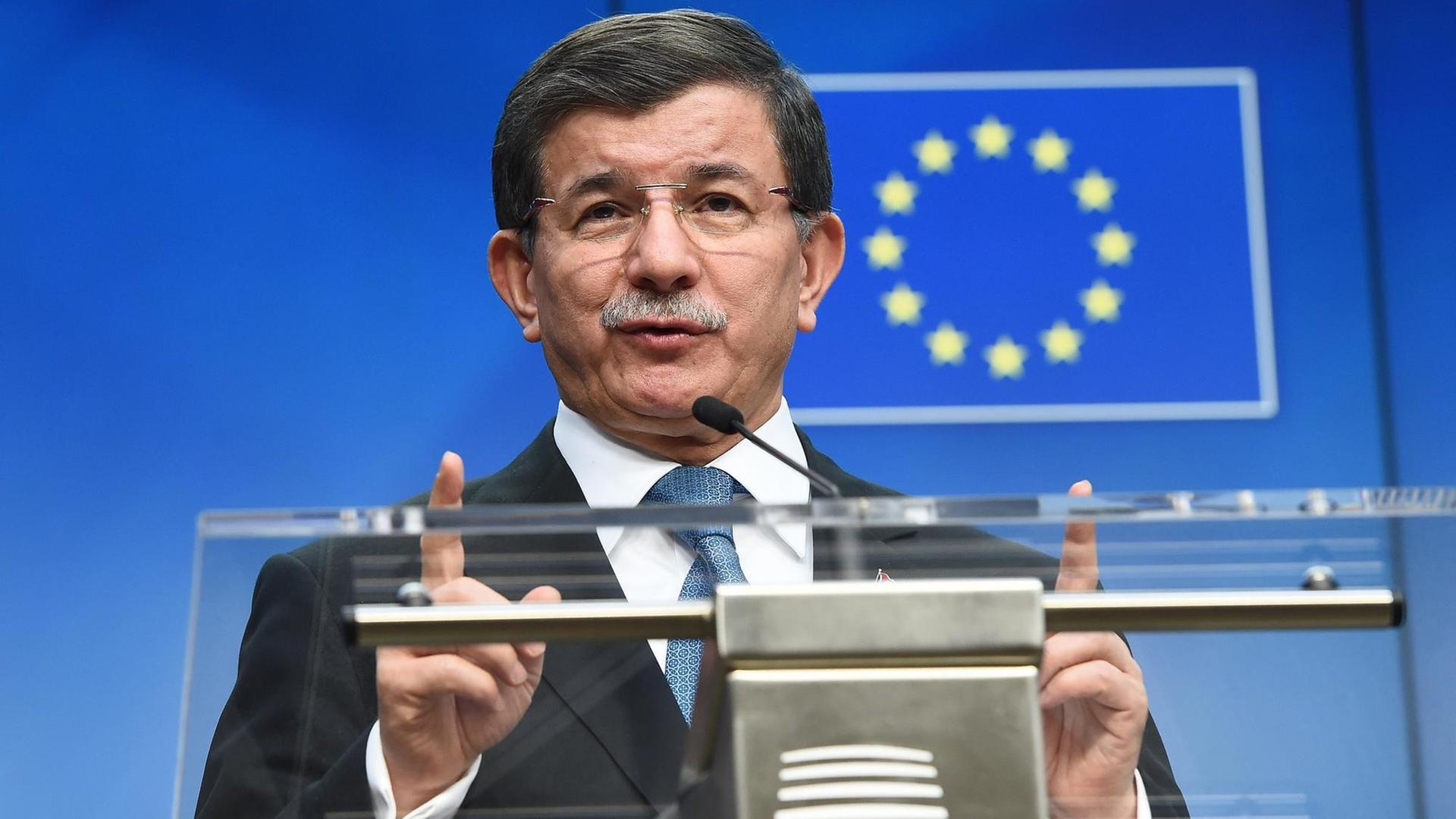 Der türkische Ministerpräsident Ahmed Davutoglu in Brüssel. Der türkische Ministerpräsident Ahmed Davutoglu in Brüssel.