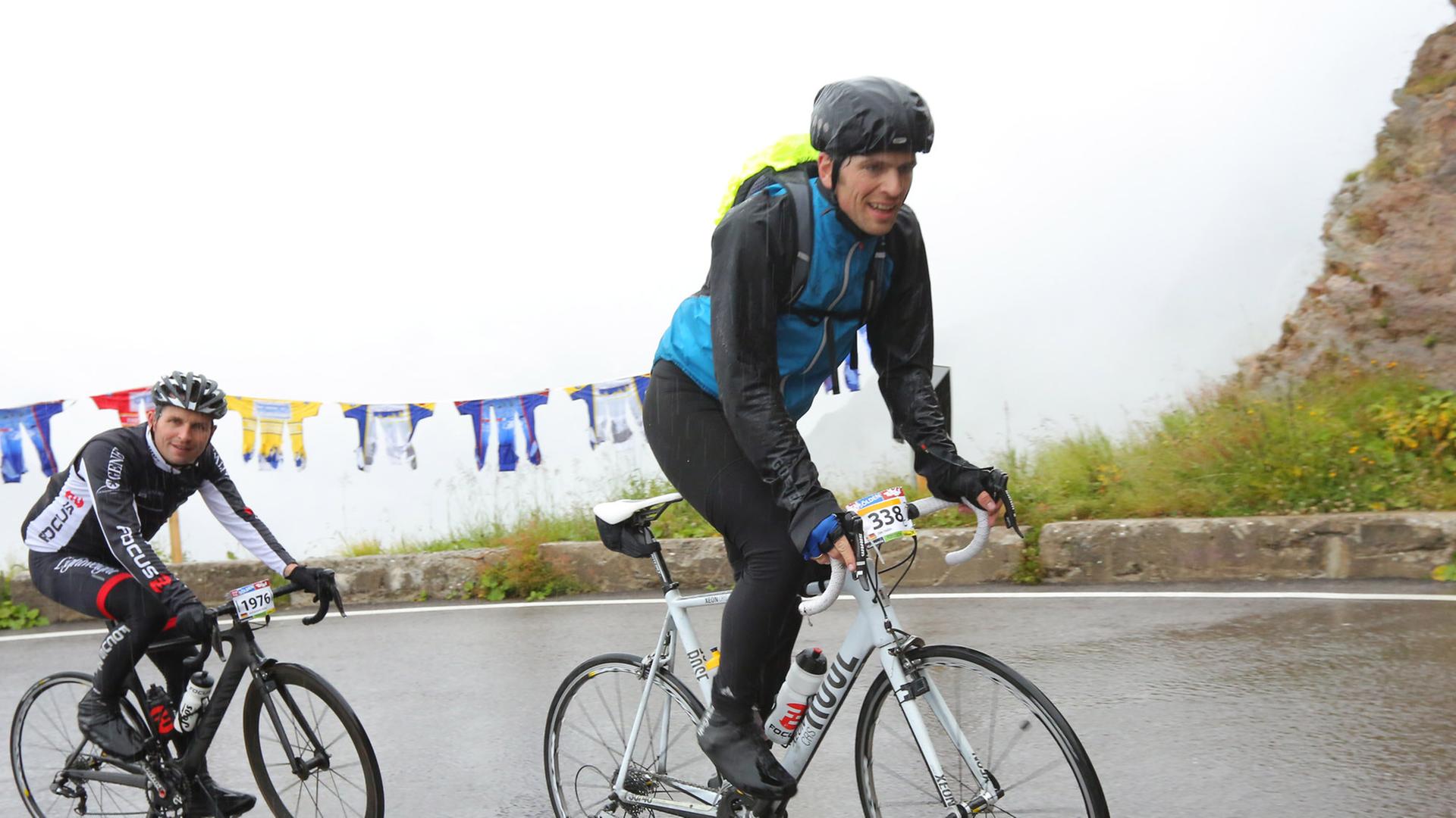 Deutschlandfunk-Autor Tim Farin beim Ötztaler-Marathon. Deutschlandfunk-Autor Tim Farin beim Ötztaler-Marathon.