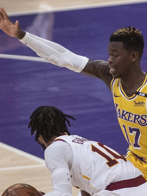 March 26, 2021, Los Angeles, California, USA: Dennis Schroder 17 of the Los Angeles Lakers defends against Darius Garland 10 of the Cleveland Cavaliers during their regular season NBA, Basketball Herren, USA game on Friday March 26, 2021 at the Staples Center in Los Angeles, California. Lakers defeat Cavaliers, 100-86. /PI Los Angeles USA - ZUMAp124 20210326_zaa_p124_009 Copyright: xJAVIERxROJASx