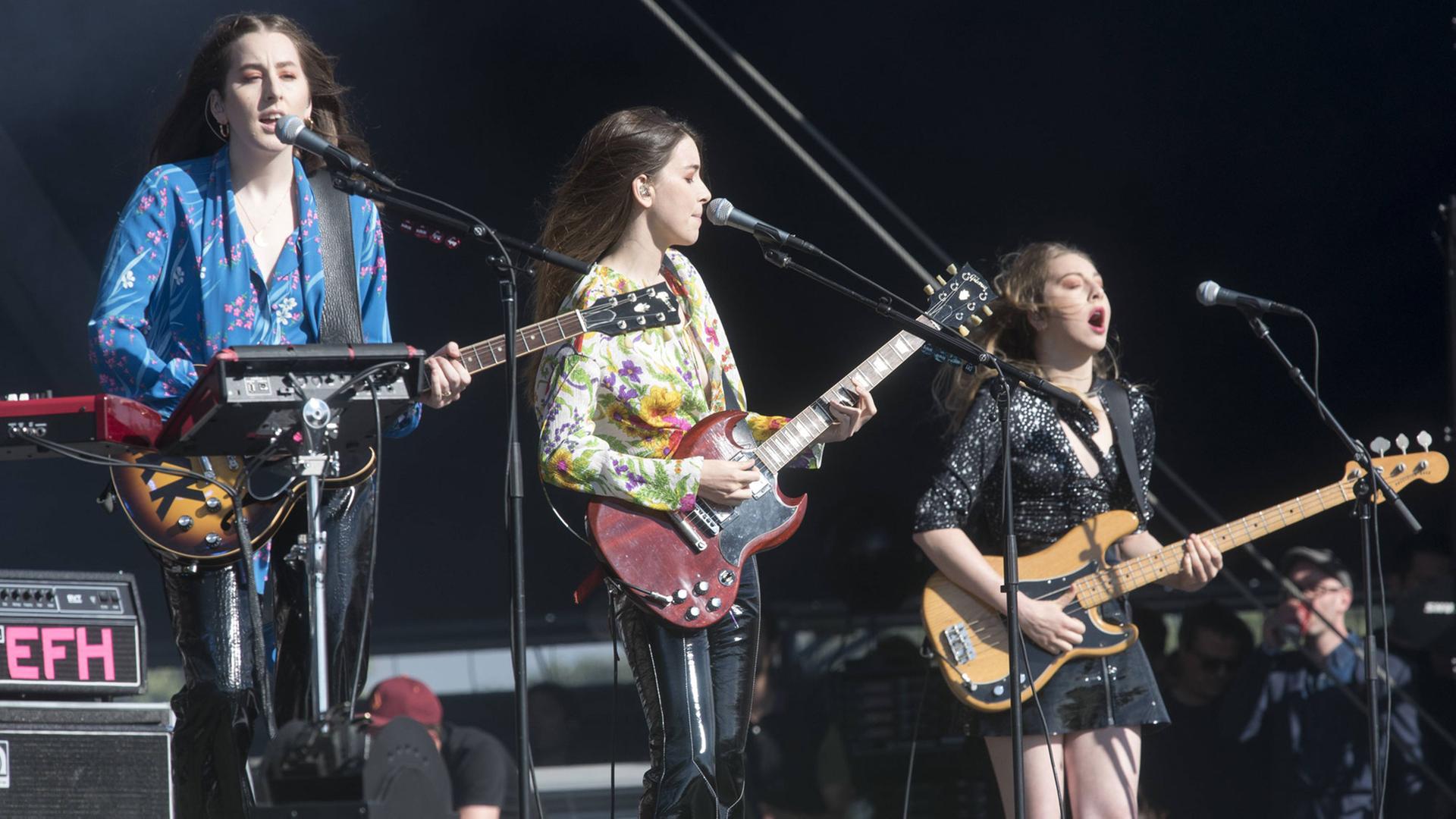 Haim auf dem Glastonbury Festival Haim auf dem Glastonbury Festival