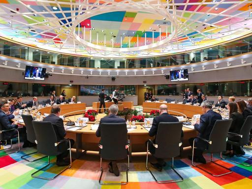 Gespräche am runden Tisch, im Rahmen der EU Versammlung in Brüssel, 2019