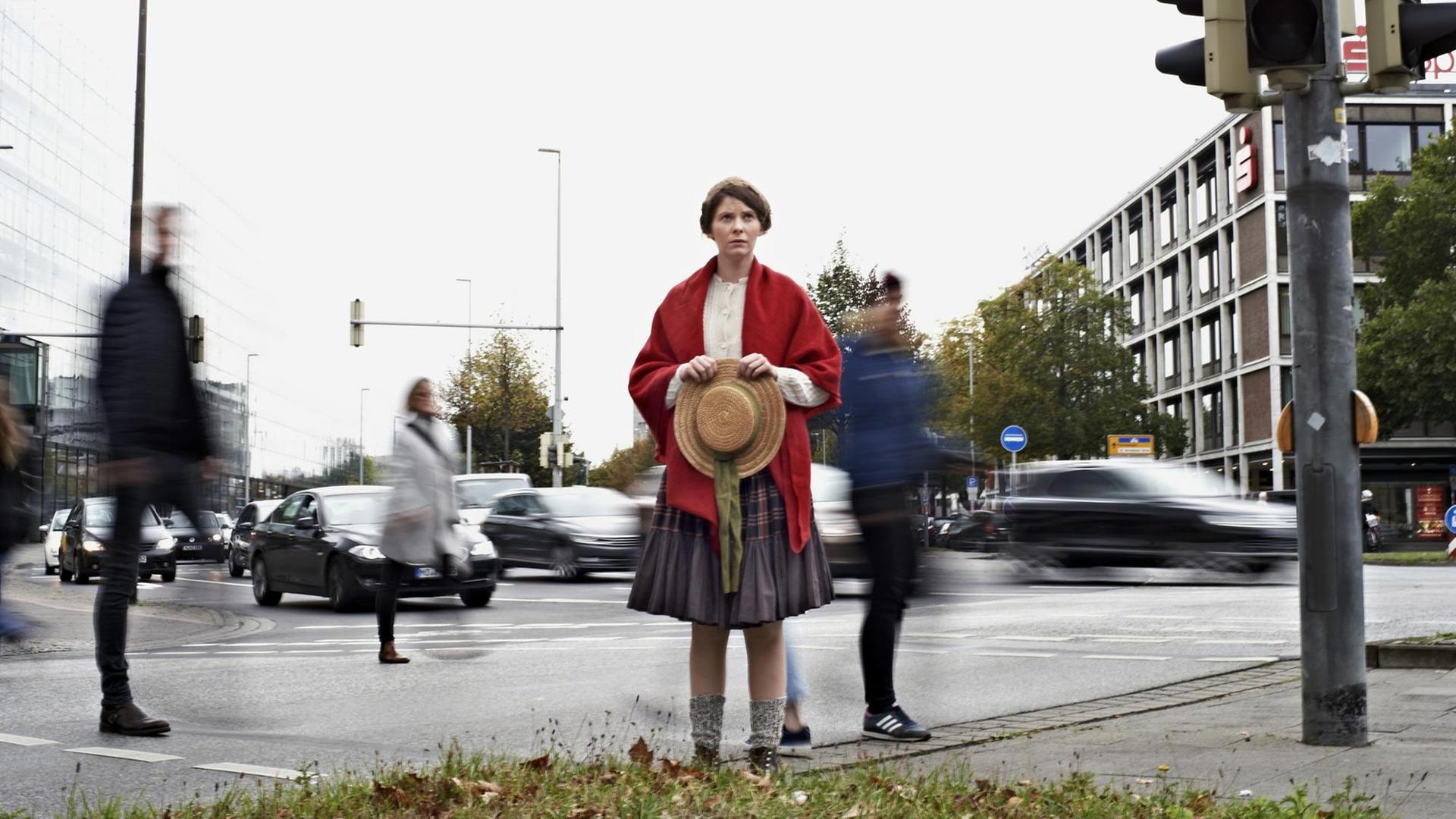 Das Familienstück "Heidi" von Johanna Spyri, läuft ab dem 19.11.2016 am Schauspiel Hannover. Das Familienstück "Heidi" von Johanna Spyri, läuft ab dem 19.11.2016 am Schauspiel Hannover.