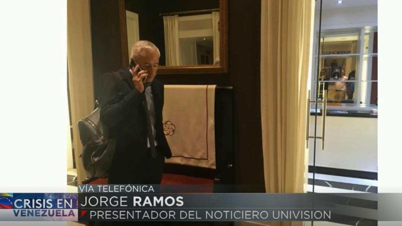 TV-Moderator Jorge Ramos, hier im Hotel, nach seinem beschlagnahmten Interview mit Nicolas Maduro TV-Moderator Jorge Ramos, hier im Hotel, nach seinem beschlagnahmten Interview mit Nicolas Maduro