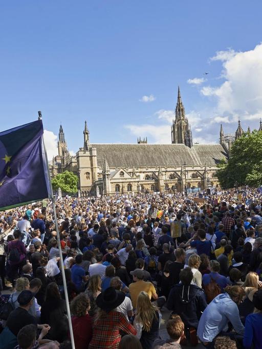 In London demonstrierten Zehntausende für den Verbleib Großbritanniens in der EU