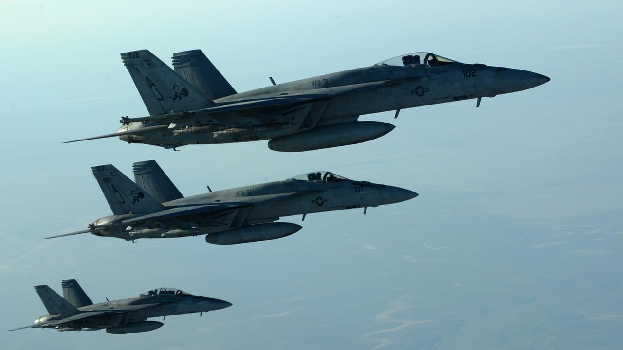 F-18E Super Hornet kommen bei Luftangriffen gegen IS zum Einsatz F-18E Super Hornet kommen bei Luftangriffen gegen IS zum Einsatz