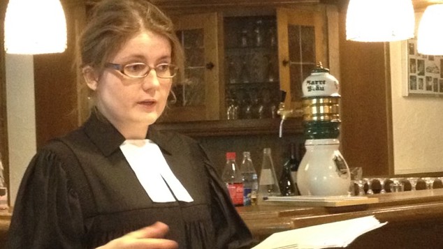 Predigt am Tresen - Pfarrerin Katrin Berger Predigt am Tresen - Pfarrerin Katrin Berger