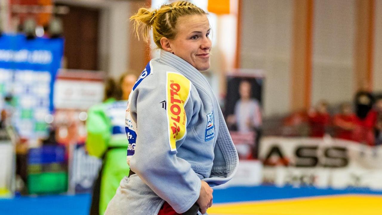 Marie Branser im Judo-Anzug