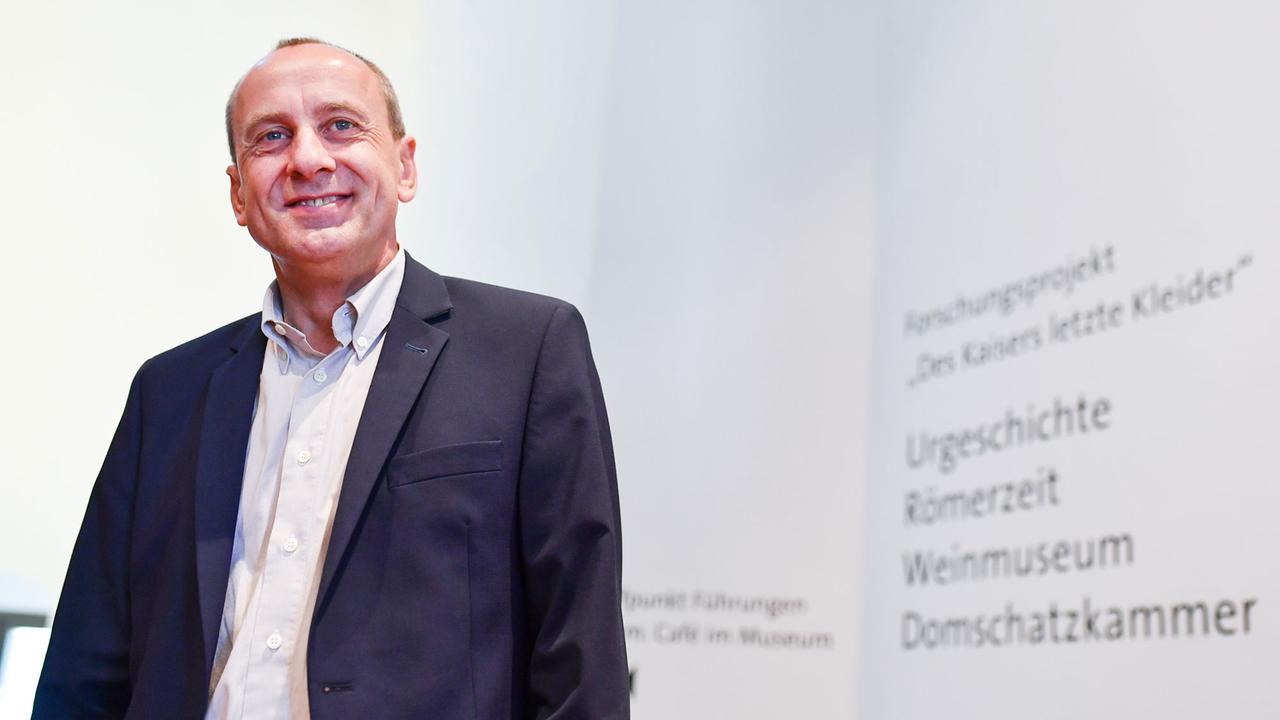 Leider liegt für dieses Bild keine Bildbeschreibung vor Leider liegt für dieses Bild keine Bildbeschreibung vor