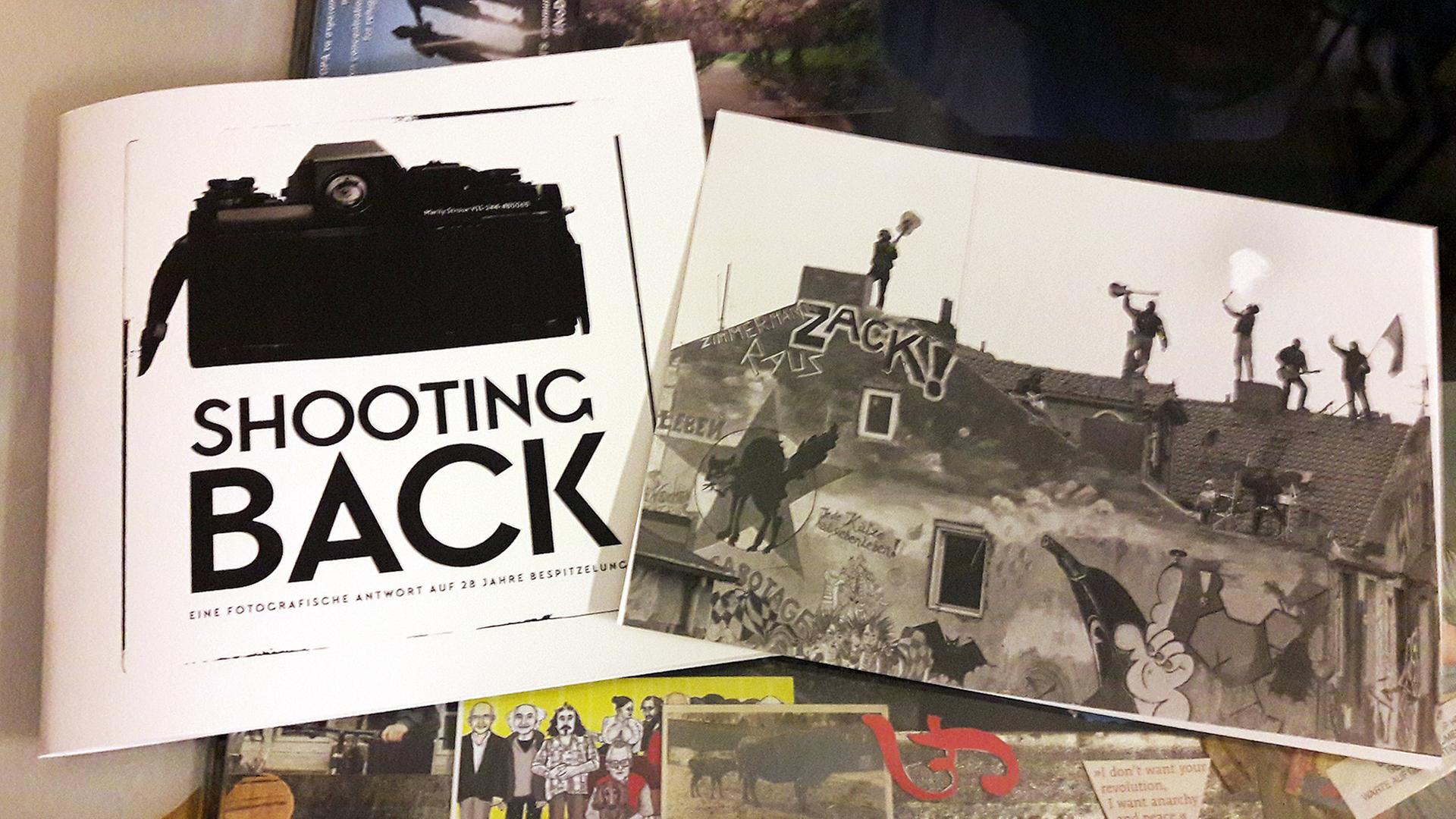 Fotoband "Shooting Back" Fotoband "Shooting Back"