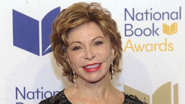Die Schriftstellerin Isabel Allende erhielt den National Book Award für ihre Lebensleistung.