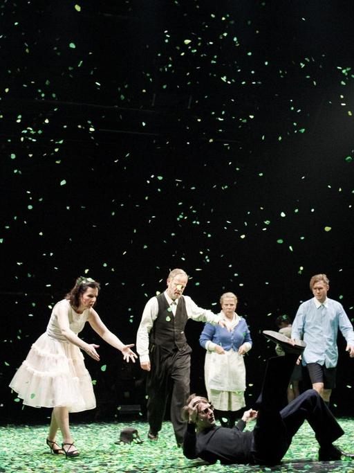 Bühnenbild von Katrin Brack für „Immer noch Sturm“ am Thalia Theater Hamburg