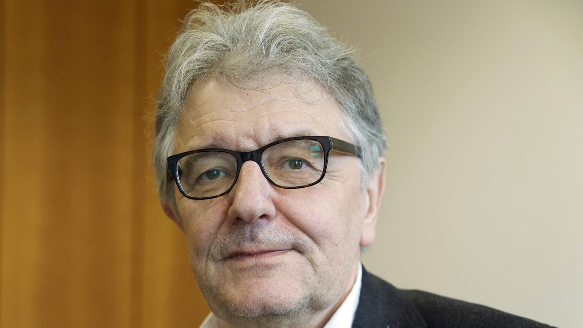 Christoph Strässer, Beauftragter der Bundesregierung für Menschenrechtspolitik und humanitäre Hilfe. Christoph Strässer, Beauftragter der Bundesregierung für Menschenrechtspolitik und humanitäre Hilfe.