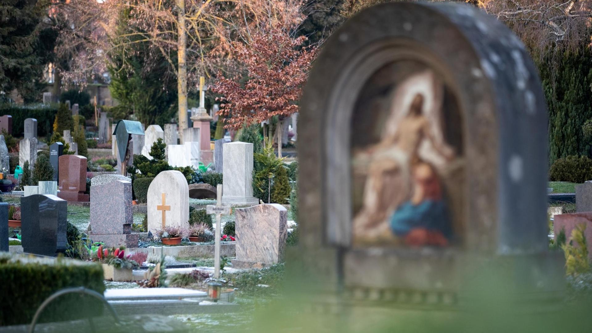 Gräber auf einem Friedhof Gräber auf einem Friedhof