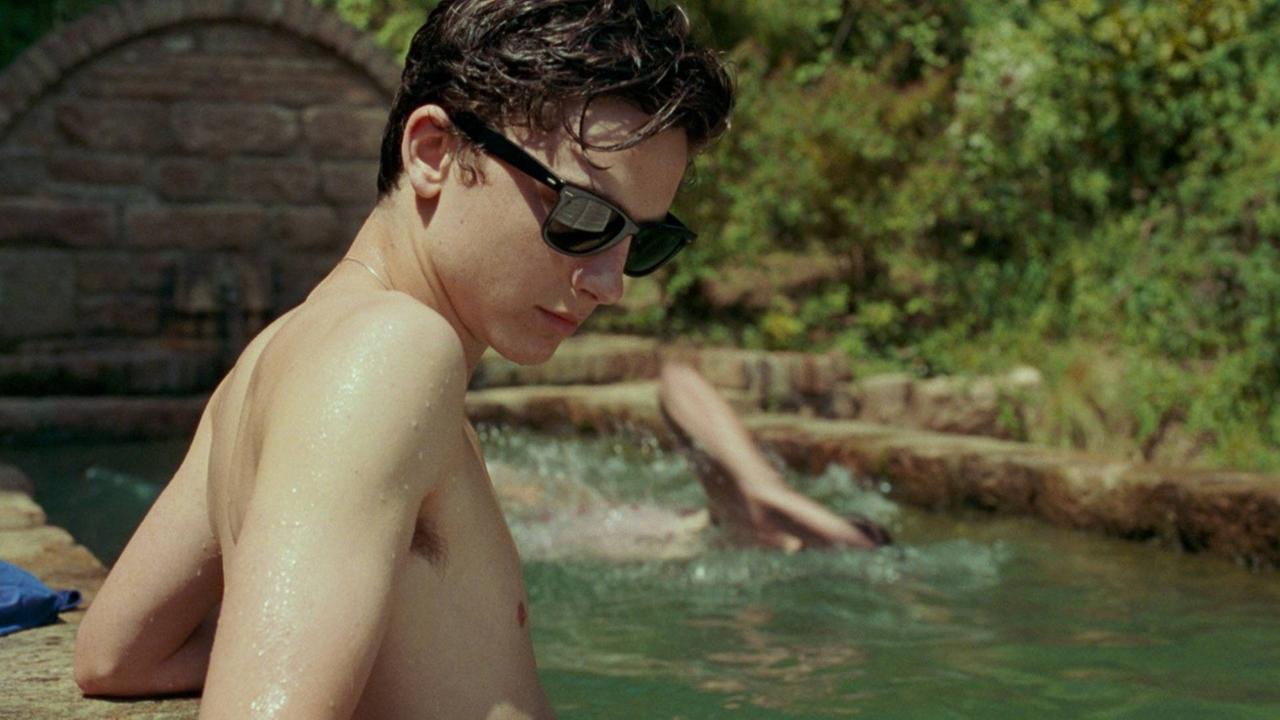 Timothee Chalamet spielt den 17-jährigen Elio Perlman, der einen unvergesslichen Sommer verbringt. Timothee Chalamet spielt den 17-jährigen Elio Perlman, der einen unvergesslichen Sommer verbringt.