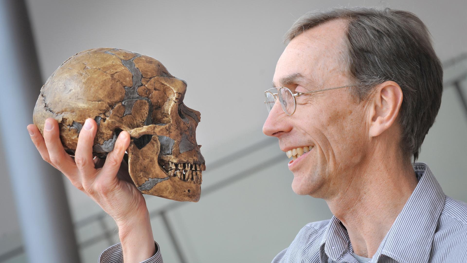 Svante Pääbo, Direktor am Max-Planck-Institut für evolutionäre Anthropologie in Leipzig Svante Pääbo, Direktor am Max-Planck-Institut für evolutionäre Anthropologie in Leipzig