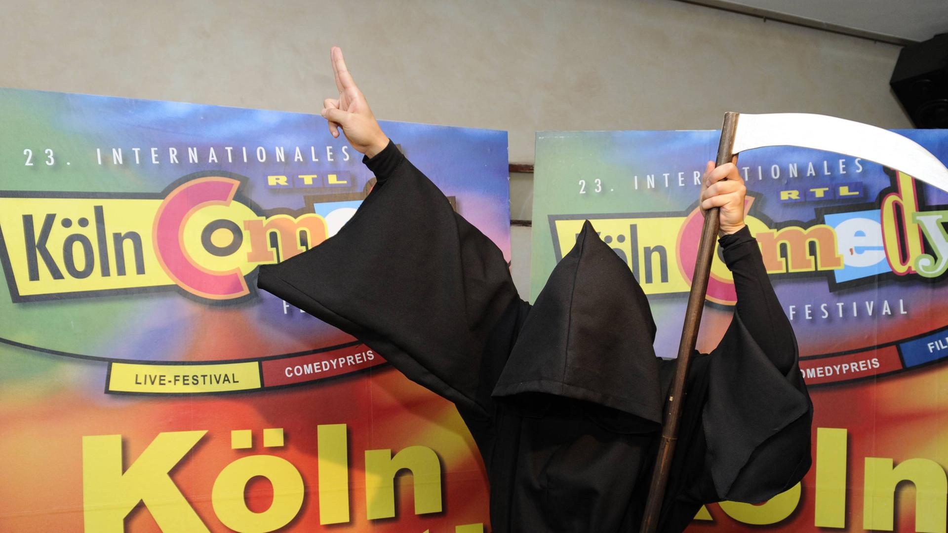 Der Tod posiert am 06.09.2013 in Köln bei der Pressekonferenz zum 23. Internationalen Comedy Festival. Der Tod posiert am 06.09.2013 in Köln bei der Pressekonferenz zum 23. Internationalen Comedy Festival.