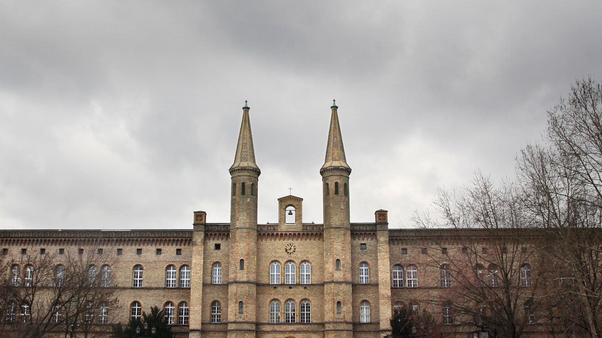 Das Künstlerhaus Bethanien in Berlin-Kreuzberg Das Künstlerhaus Bethanien in Berlin-Kreuzberg