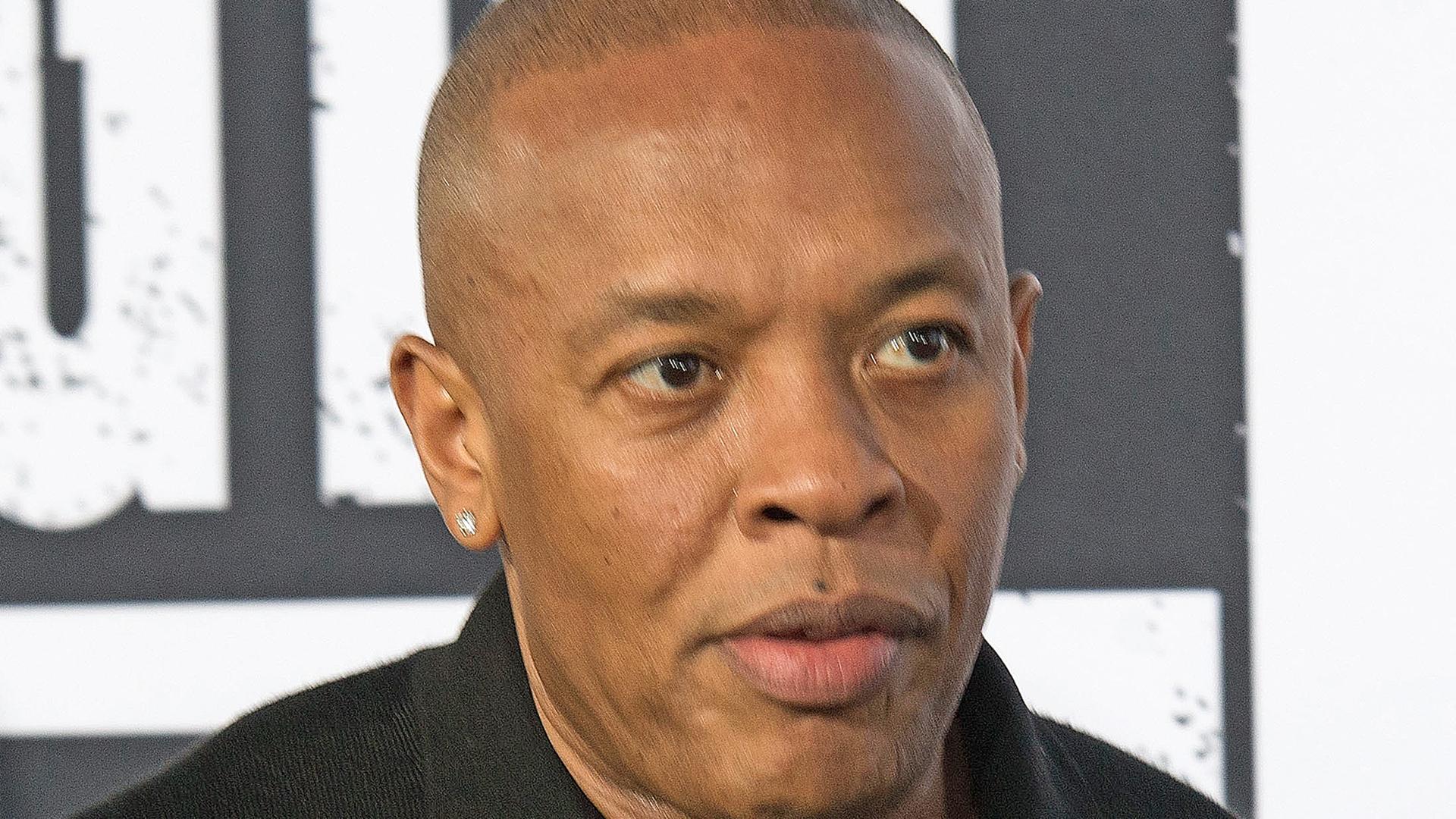 Dr. Dre bei der Premiere des Films "Straigt Outta Compton" Dr. Dre bei der Premiere des Films "Straigt Outta Compton"